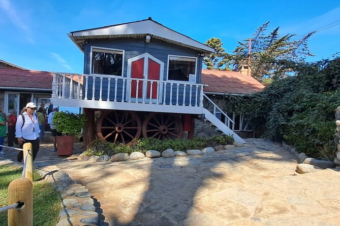 Poetry and Wines: Isla Negra and Undurraga Vineyard - Pricing and Booking