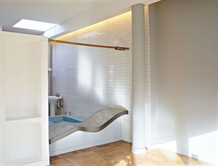 Poissy: Le Corbusier's Villa Savoye - Entry Ticket - Preservation and Restoration