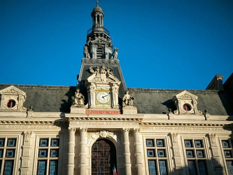 Poitiers: Eleanor's Treasure Hunt Guided City Tour - Good To Know