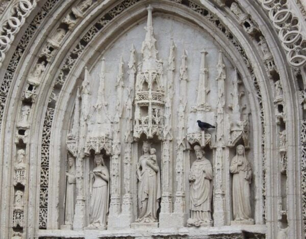 Poitiers: Guided City Walking Tour - Historical Significance