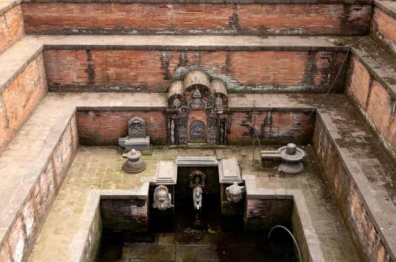 Pokhara: Cultural Heritage Walk with Newari Food Tasting - Arts & Crafts Market: A Touch of Local Artistry