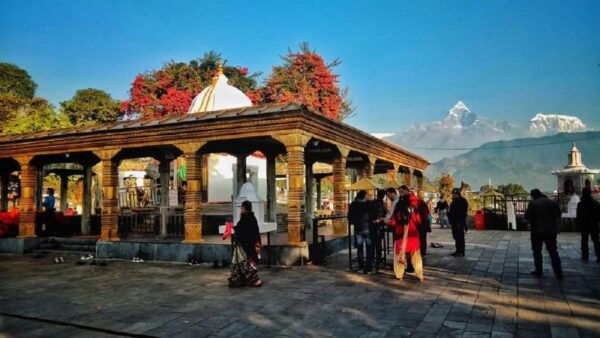 Pokhara: Guided Caves, Museums, Temples & Boat Ride Tour - Discover the International Mountain Museum