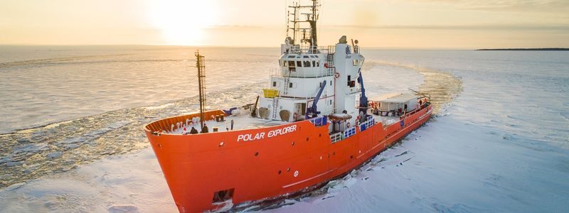 Polar Explorer Icebreaker Cruise with Ice Floating - The details that matter
