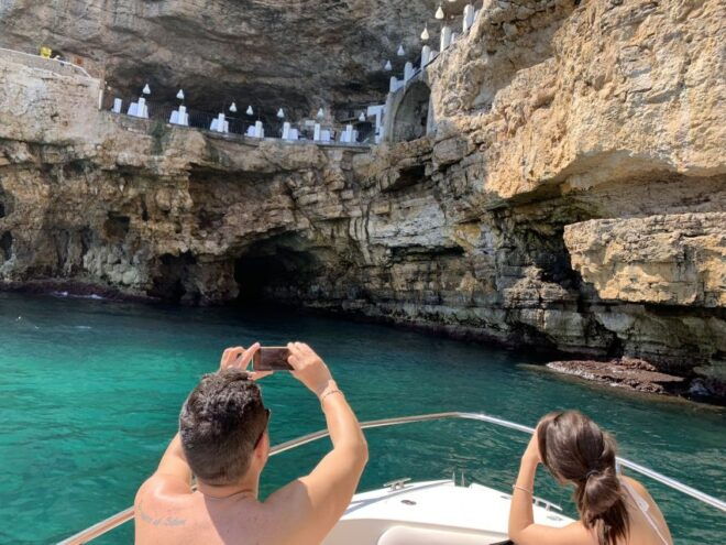Polignano a Mare: Boat Cave Tour With Aperitif - Meeting Point Options