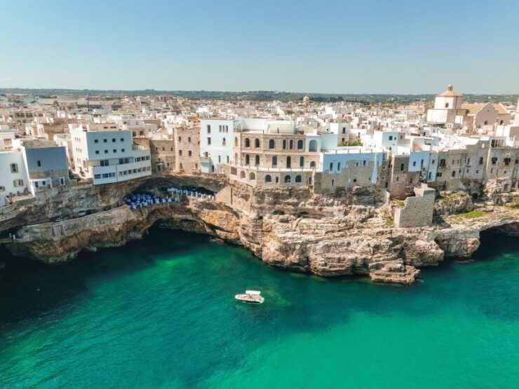 Polignano a Mare: Boat Cruise to Scenic Caves With Prosecco - Tour Highlights