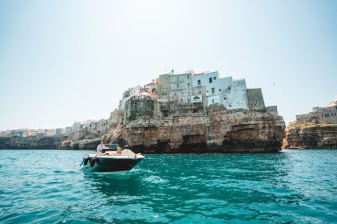 Polignano a Mare: Boat Cruise to Scenic Caves With Prosecco - Meeting Point