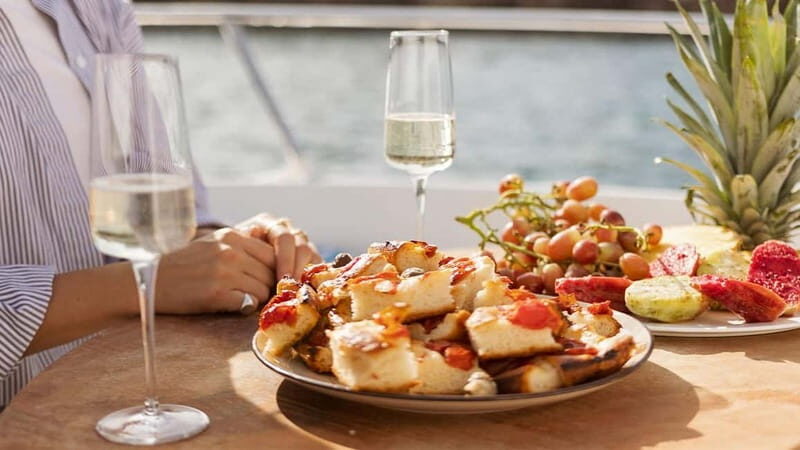 Polignano a Mare by Boat: Sea Caves & Apulian Aperitif - What the Reviews Say