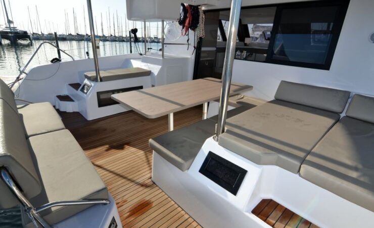 Polignano a Mare: Catamaran Tour With Aperitif & Local Food - Booking Information