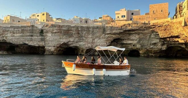 Polignano : Private Boat, Highlights Tour Sunrise & Sunset - Customization Options