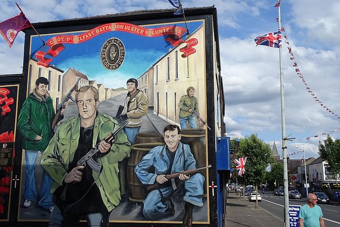 Political Taxi Tour Belfast (1-7 People) - Reviews and Visitor Experiences