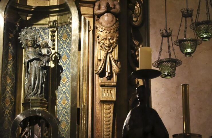 Pollensa Market and Lluc Monastery - Unique Experience at Pollensa Market