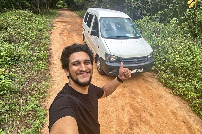 Polonnaruwa Ancient Kingdom and Wild Elephant Safari from Habarana - What Could Be Better?