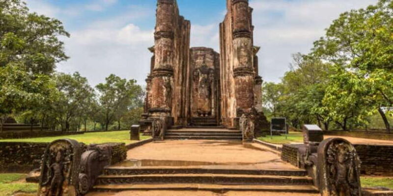 Polonnaruwa Day Tour With Minneriya NP Elephant Safari - An Introduction to the Tour Experience