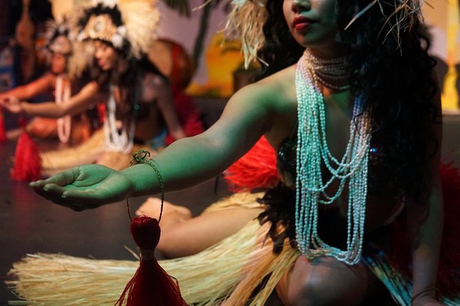 Polynesian Fire and Dinner Show Ticket in Daytona Beach - Accessibility and Accommodations