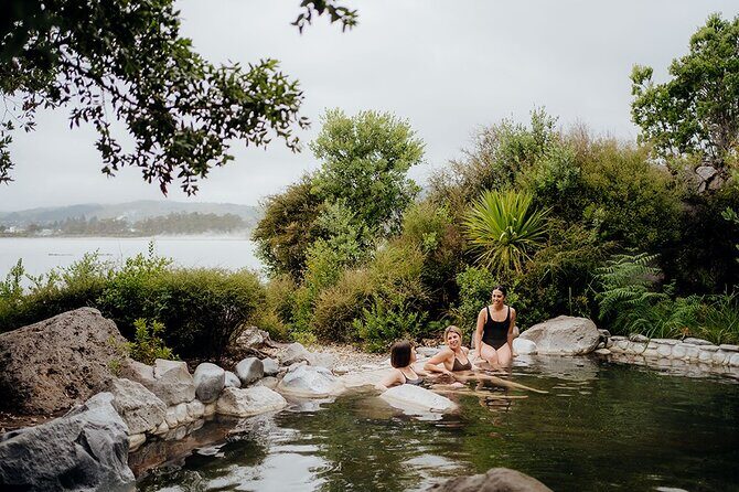 Polynesian Spa Rotorua: Deluxe Lake Spa Hot Spring Bathing - Who Should Consider This Experience?