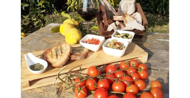 Pompei : Cooking Class and Guided Tour With an Archeologist - Important Information
