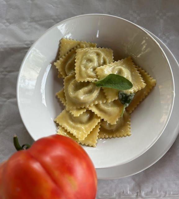 Pompei: Cooking Class Fresh Pasta - Class Experience and Activities