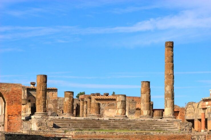 Pompei: Pompeii & Herculaneum Tour With Archaeologist Guide - Experience Description