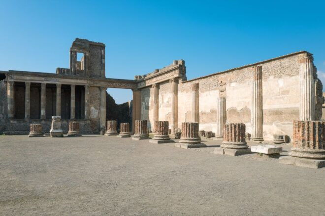 Pompei: Pompeii & Herculaneum Tour With Archaeologist Guide - Important Information