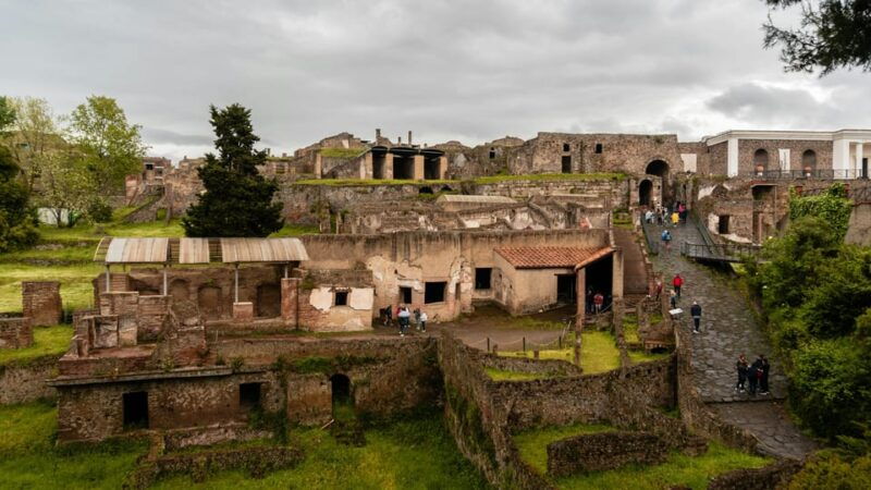 POMPEI TOUR : RUINS (SKIP THE LINE ) AND NAPLES HISTORICAL CENTER - Good To Know