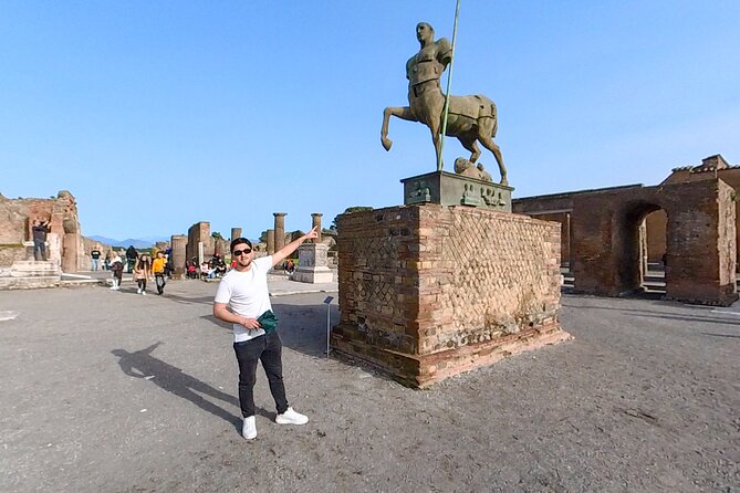 Pompeii: 2 Hours Skip the Line Visit With a Licensed Guide - Price and Guarantee
