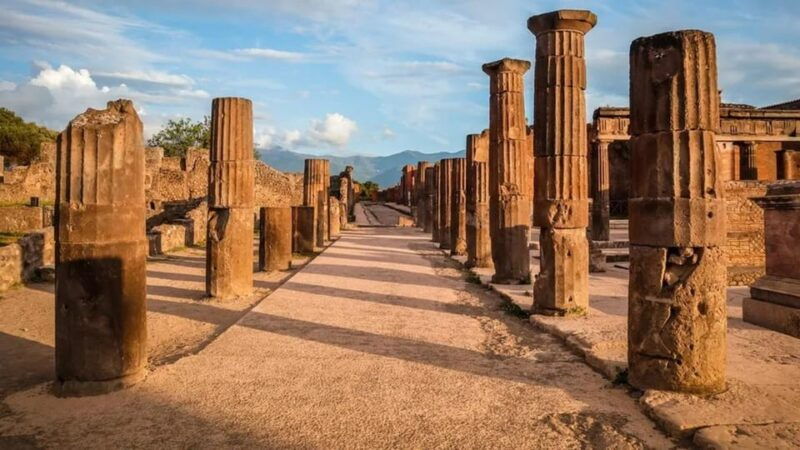 Pompeii: 3H Private Tour with Skip-the-Line Entrance Tickets - The Sum Up