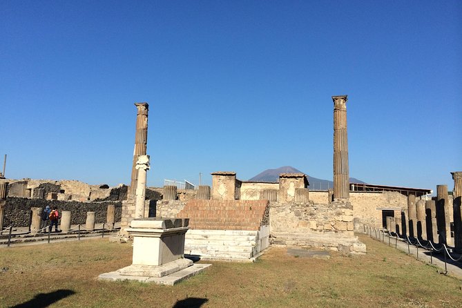 Pompeii-Amalfi Coast Tour From Naples With Licensed Guide Included - Good To Know