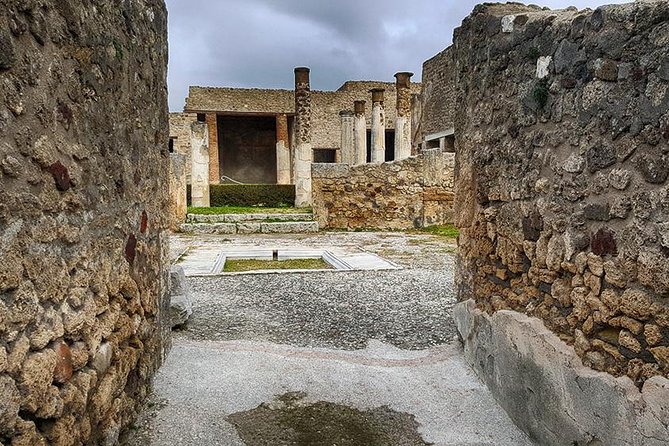 Pompeii and Amalfi Coast Private Day Trip - Selecting Date and Travelers