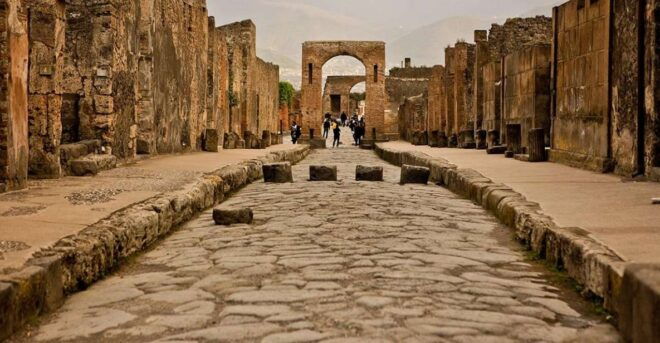 Pompeii and Amalfi - VIP Tour/Small Group From Naples - Frequently Asked Questions