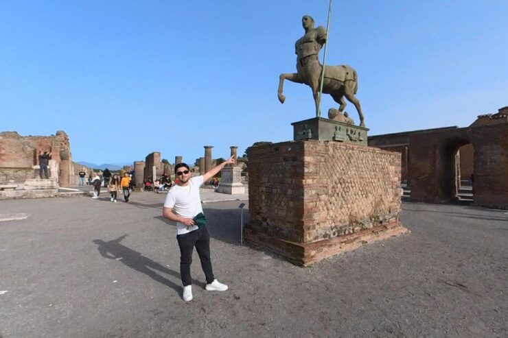 Pompeii and Capri: Guided Historical Tour and Boat Trip - Good To Know