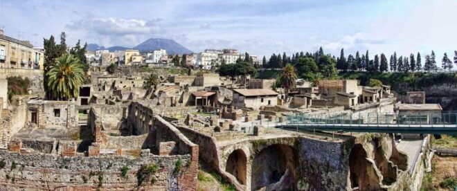 Pompeii and Herculaneum 8 Hour Private Tour From Sorrento - Tour Features
