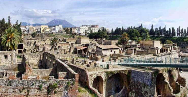 Pompeii and Herculaneum Private 6-Hour Tour From Naples - Good To Know