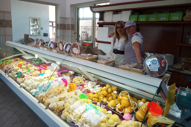 Pompeii and Herculaneum Skip-The-Line With Lunch&Winetasting From Rome - Tour Description