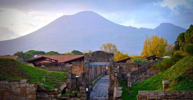 Pompeii and Herculaneum: Travel to the Ancient Ruins - Full Description