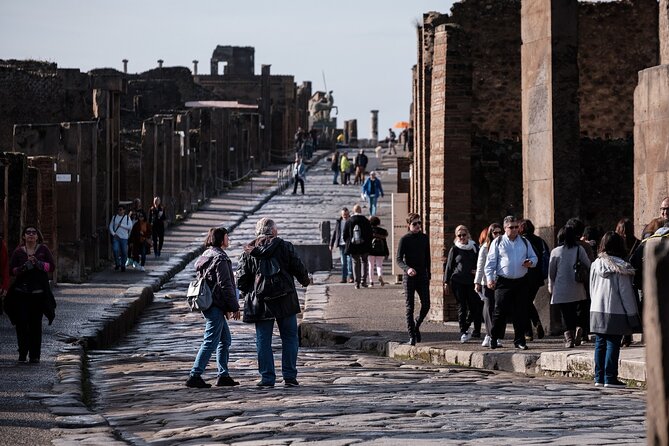 Pompeii and Naples From Rome Full-Day Bus Guided Tour - Select Date and Travelers