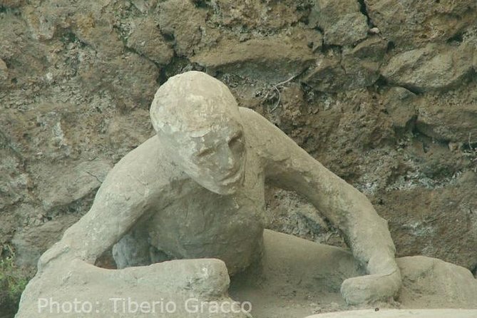 Pompeii and Vesuvius Day Trip From Naples With Lunch - Tour Start Time