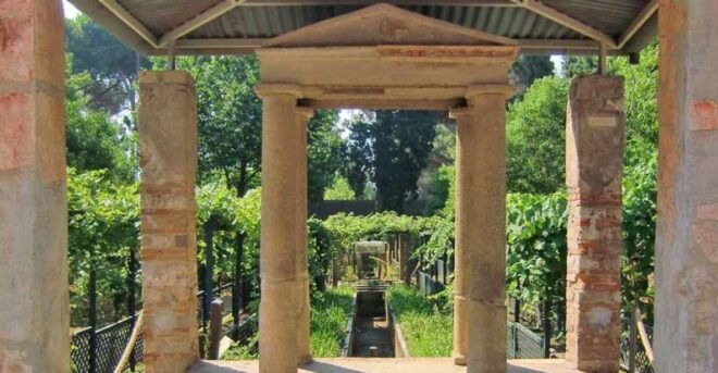 Pompeii Day Tour With Skip-The-Line Access - Frequently Asked Questions
