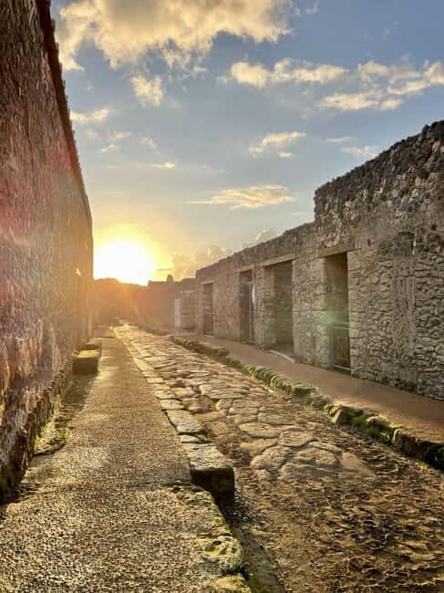 Pompeii Early Bird Tour with your Archaeologist - Practical Details & Considerations