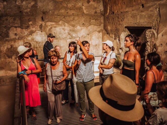 Pompeii: Entry Ticket and Guided Tour With an Archaeologist - Meeting Point Information
