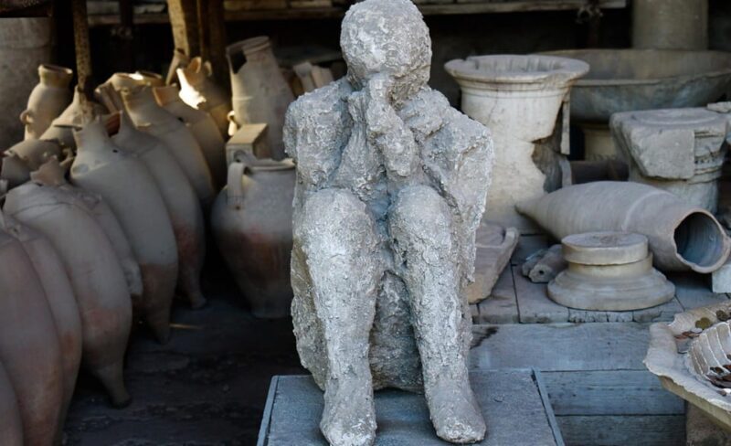 Pompeii: Entry Ticket & Guided Tour with an Expert Historian - Meeting Points and Practical Details