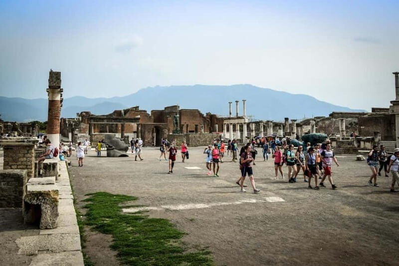 Pompeii: Group Tour with an Archeologist Guide - A Deep Dive into the Pompeii Experience