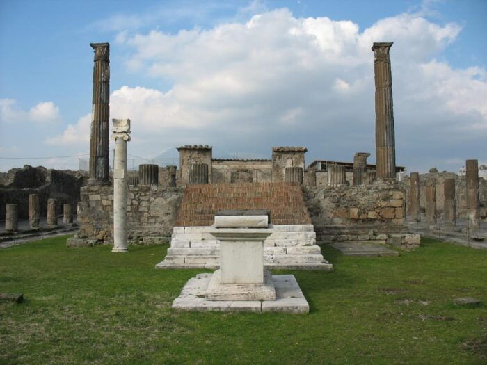 Pompeii: Group Tour With Guide - Frequently Asked Questions