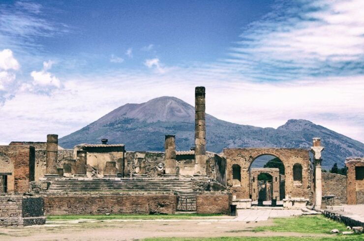 Pompeii: Guided Tour and Lunch - Tour Details