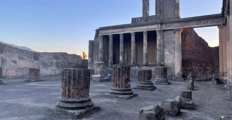 Pompeii: Guided Tour With Skip-The-Line Entry - Experience Highlights