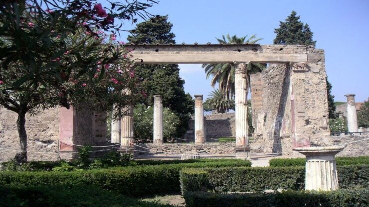Pompeii Half-Day Coach Tour From Sorrento - Tour Details