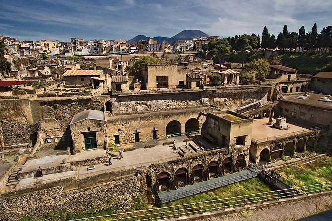 Pompeii, Herculaneum and Naples From Sorrento - Full Day Itinerary