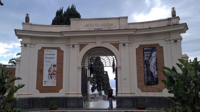 Pompeii & Herculaneum: Skip-the-line & App Audio Guide - Tips for Your Visit