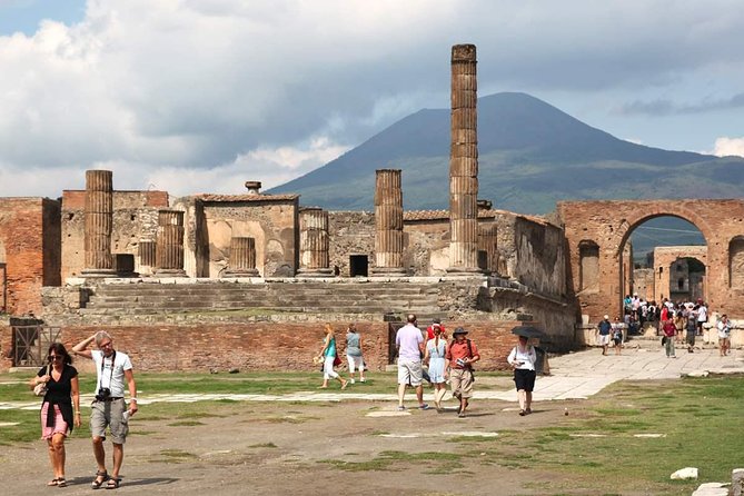 Pompeii & Herculaneum - Skip the Line From Sorrento - Lunch at a Local Restaurant