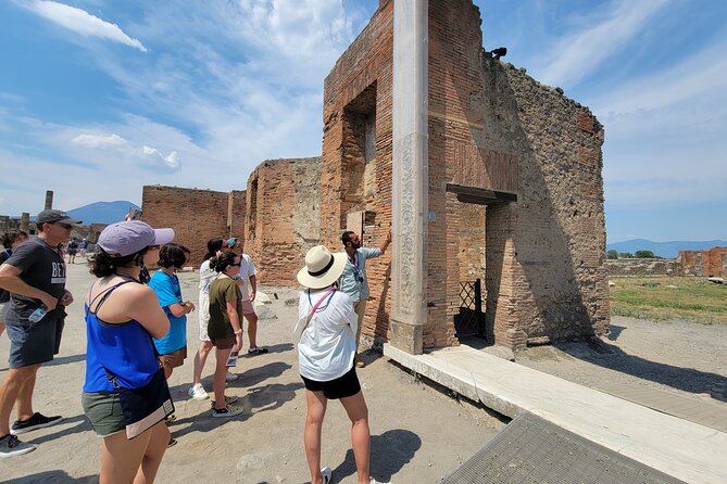 Pompeii Highlights: Small Group Tour With Priority Access - Reviews