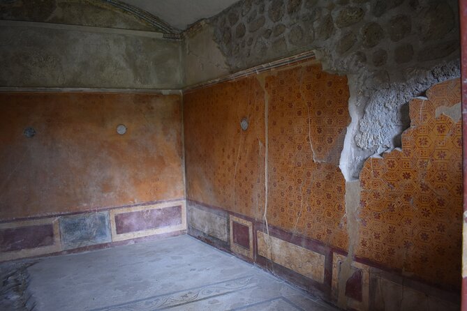Pompeii Must-See Attractions Guided Tour With Skip-The-Line Access - Tour Highlights